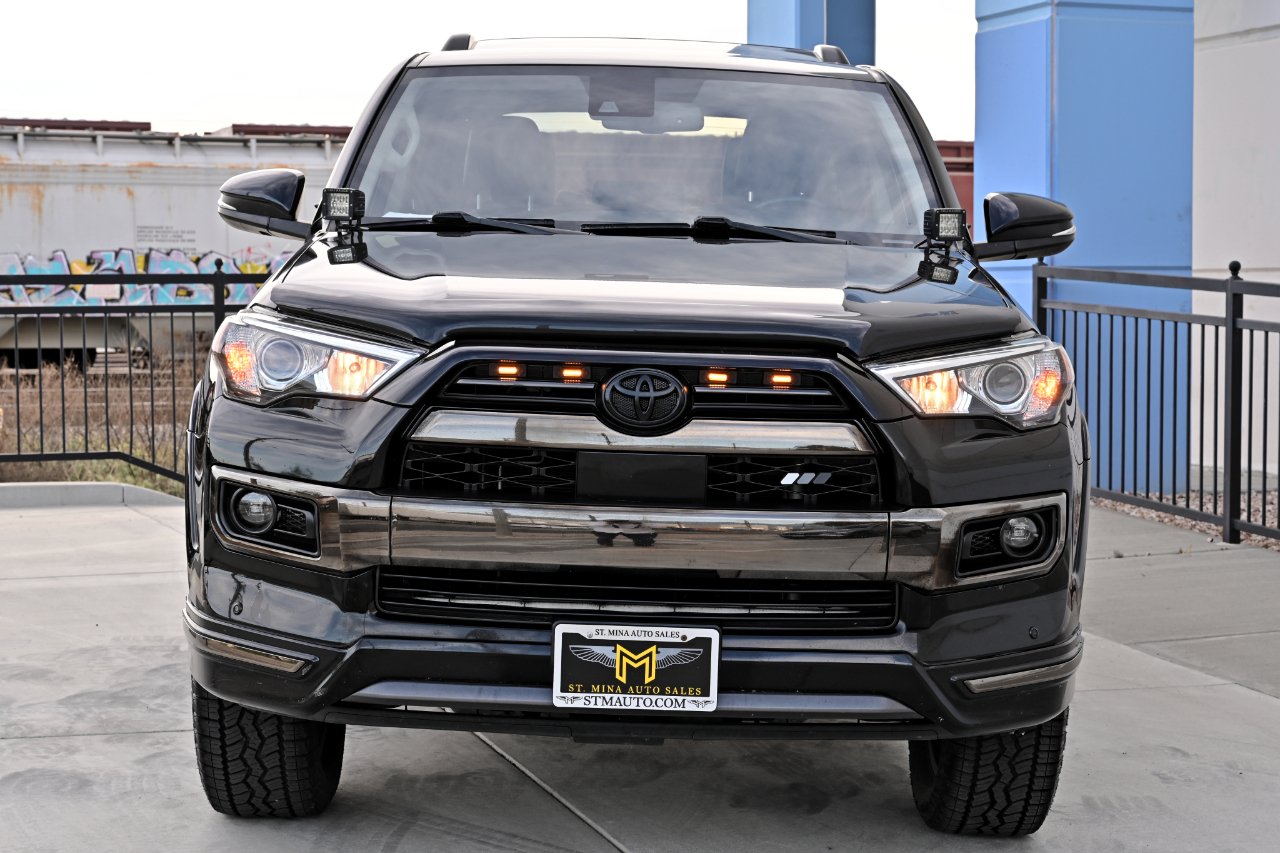 Toyota 4Runner Nightshade 4WD 2020