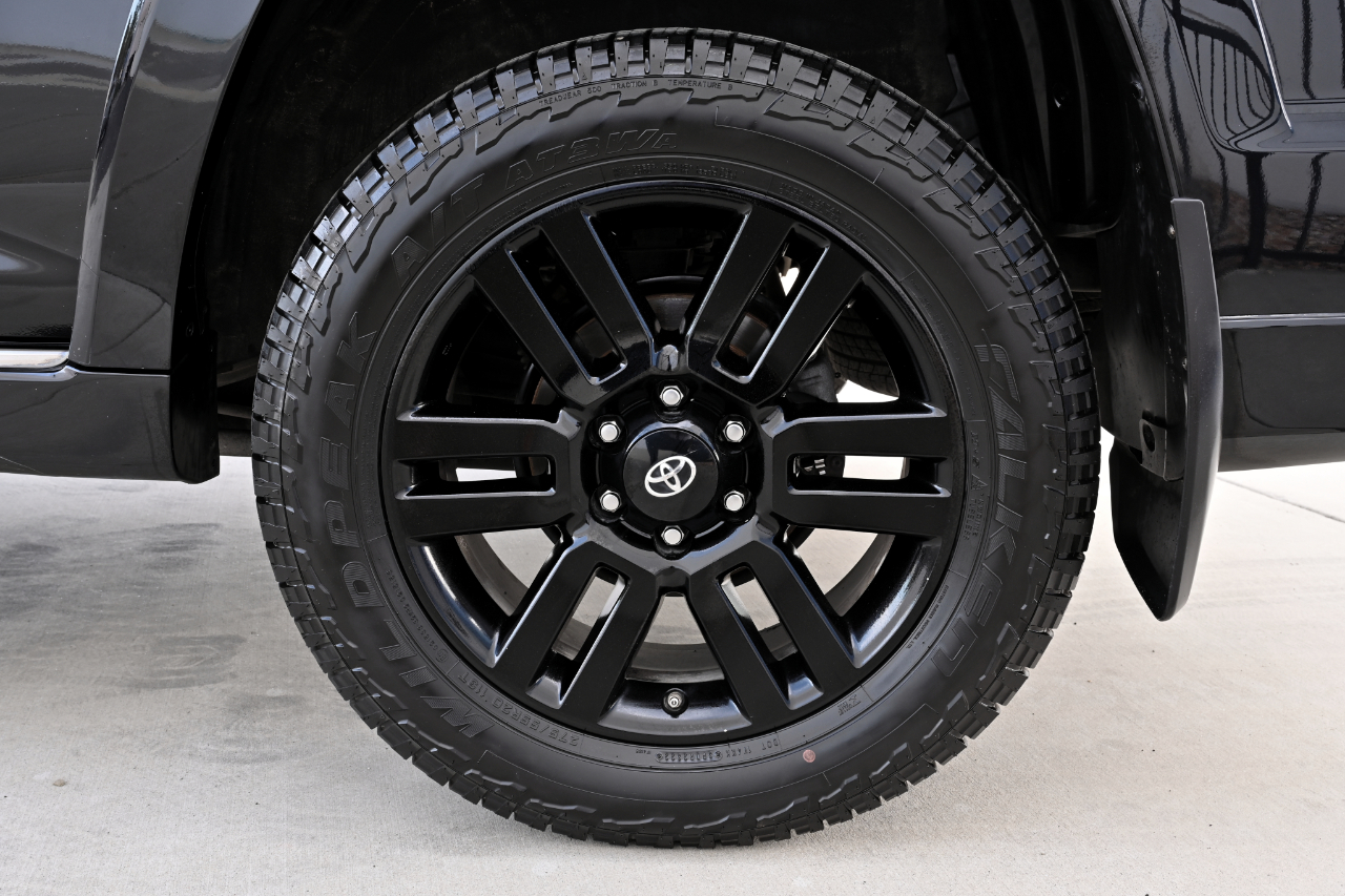 Toyota 4Runner Nightshade 4WD 2020