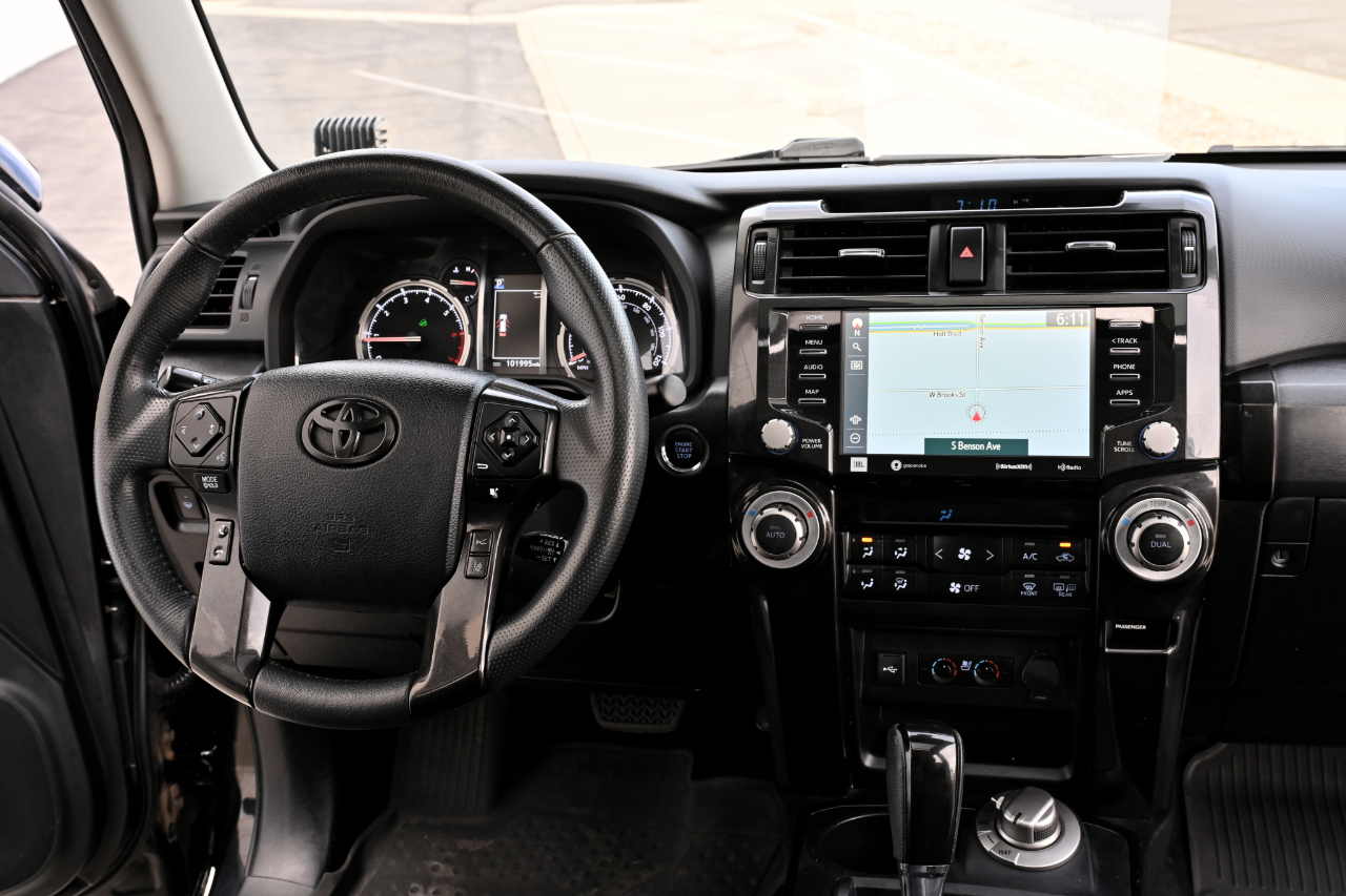 Toyota 4Runner Nightshade 4WD 2020