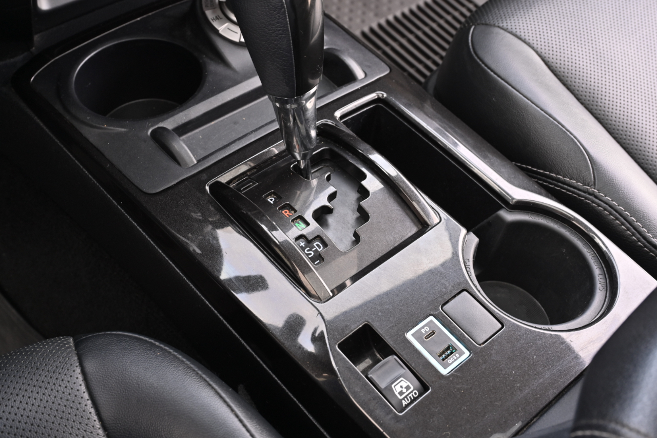 Toyota 4Runner Nightshade 4WD 2020