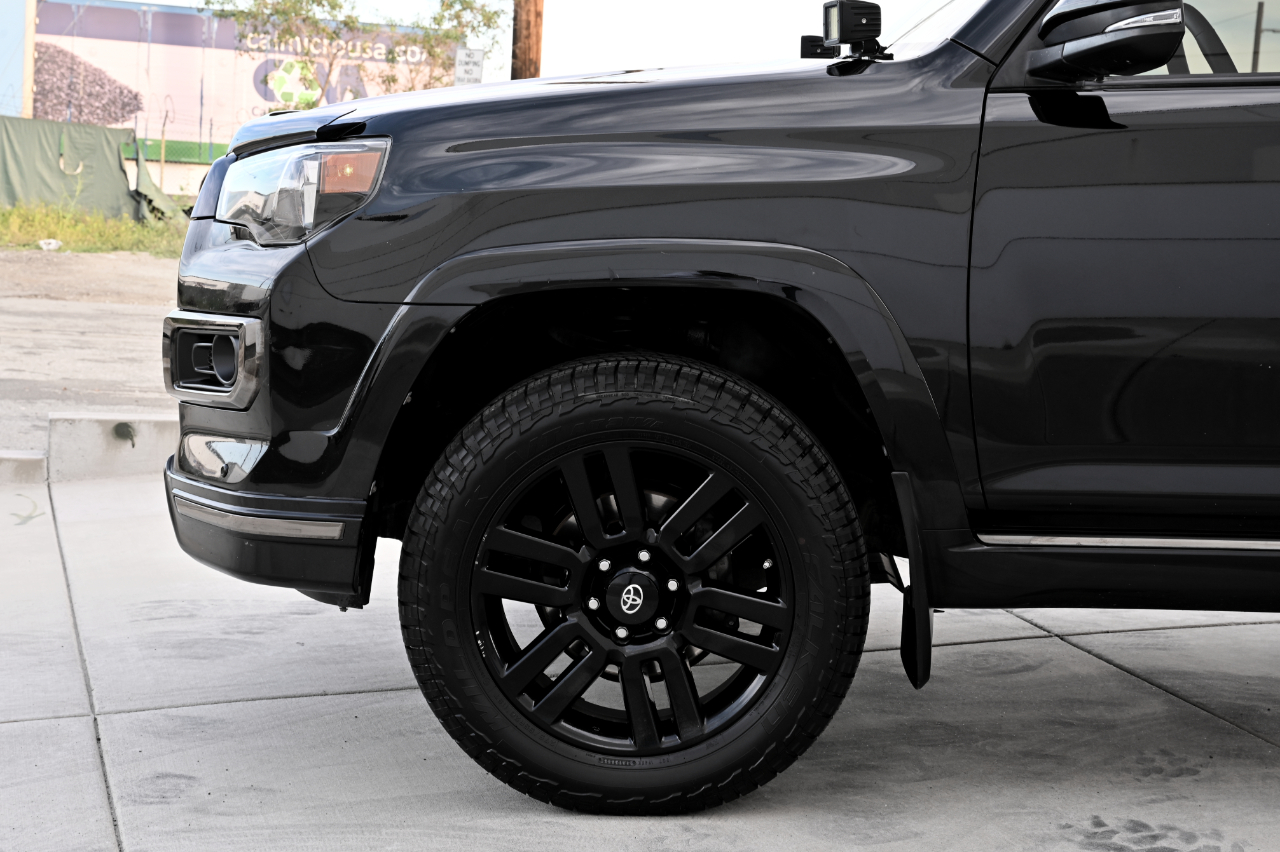 Toyota 4Runner Nightshade 4WD 2020