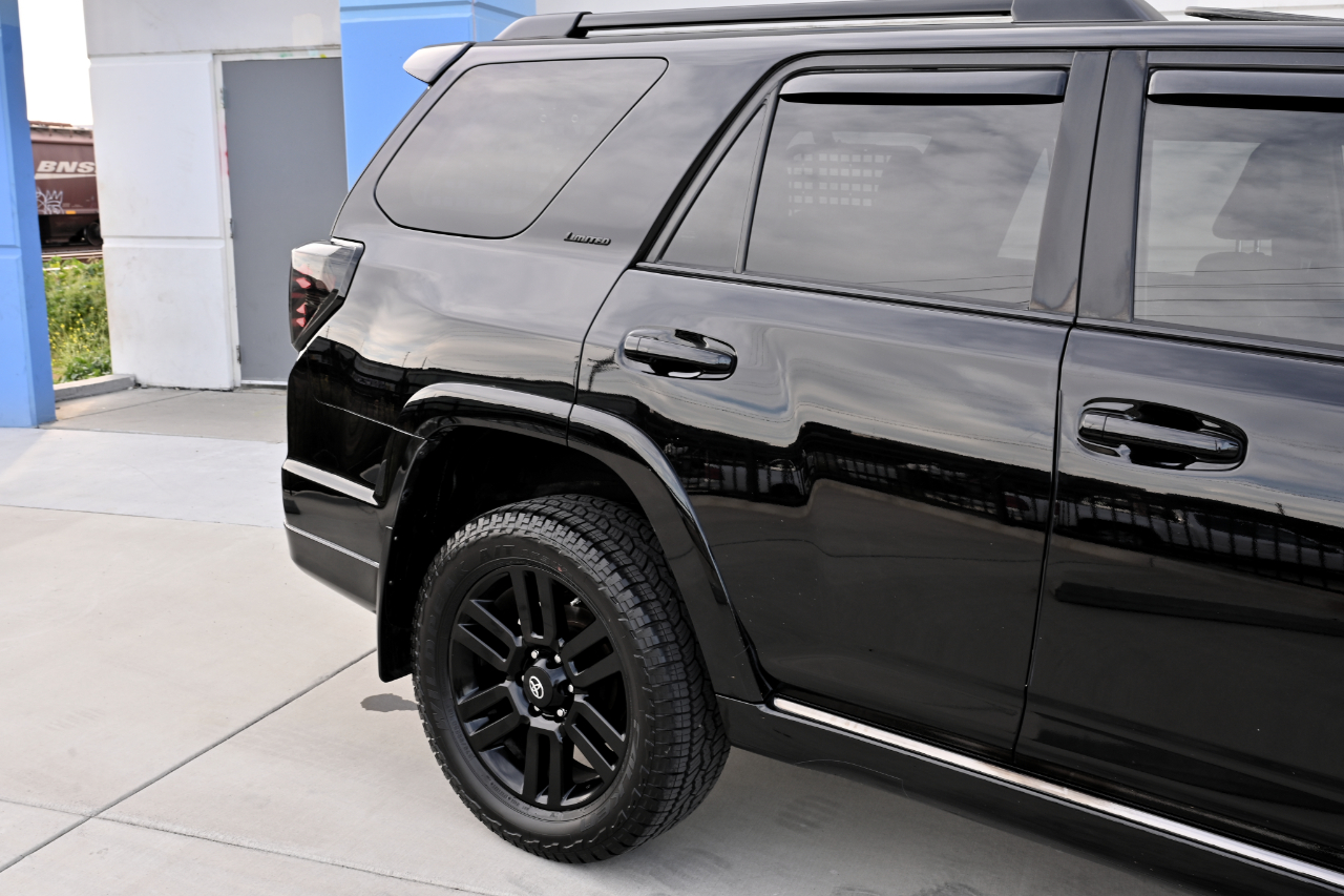 Toyota 4Runner Nightshade 4WD 2020