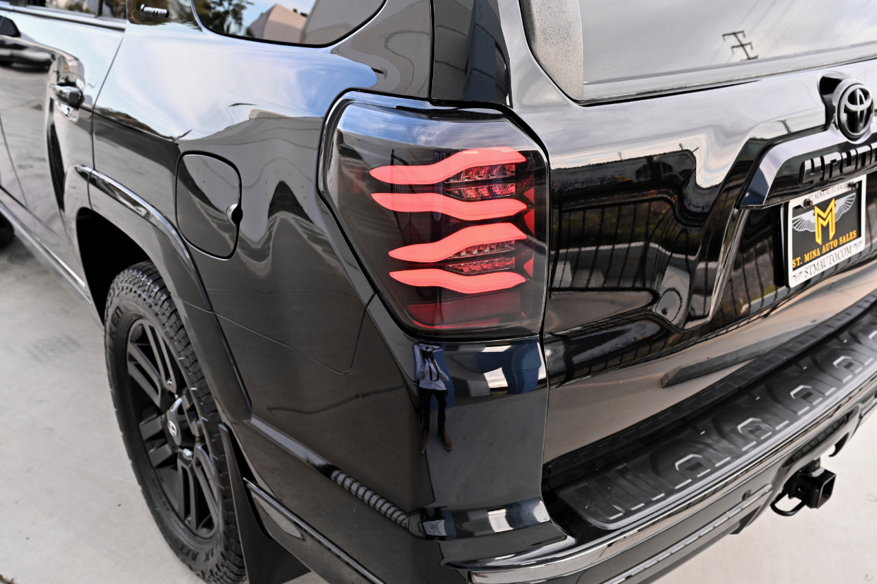 Toyota 4Runner Nightshade 4WD 2020