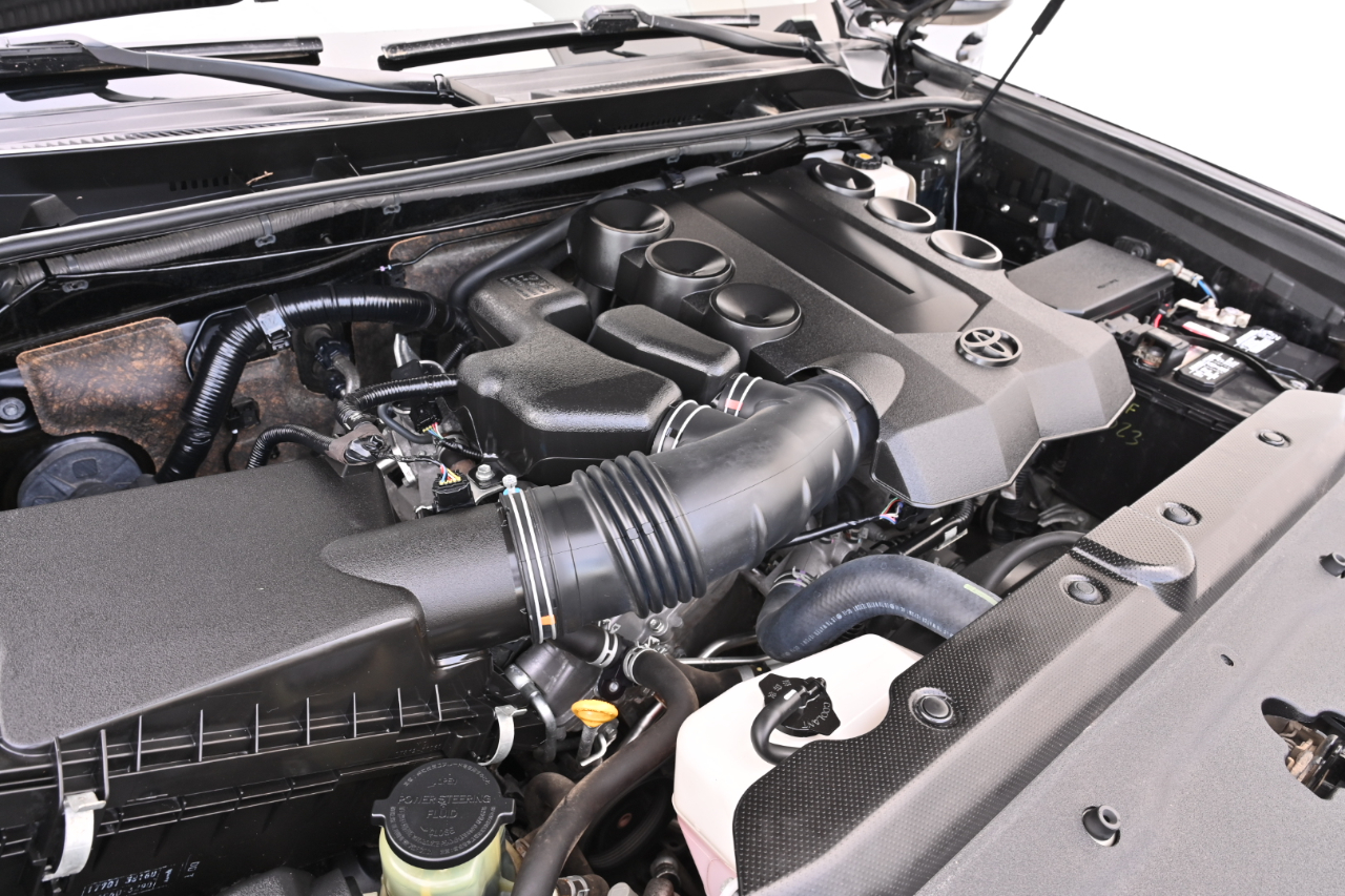 Toyota 4Runner Nightshade 4WD 2020