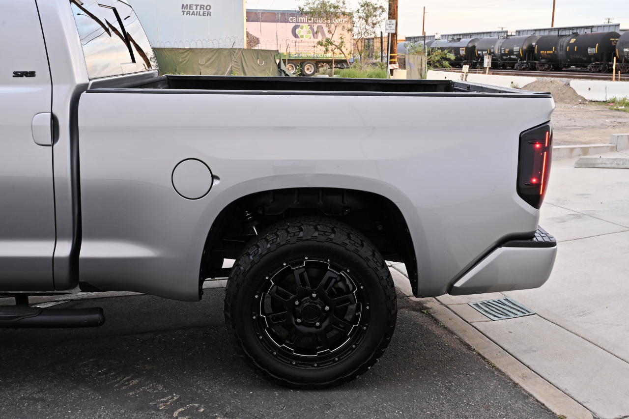 Toyota Tundra 4WD Truck  2015