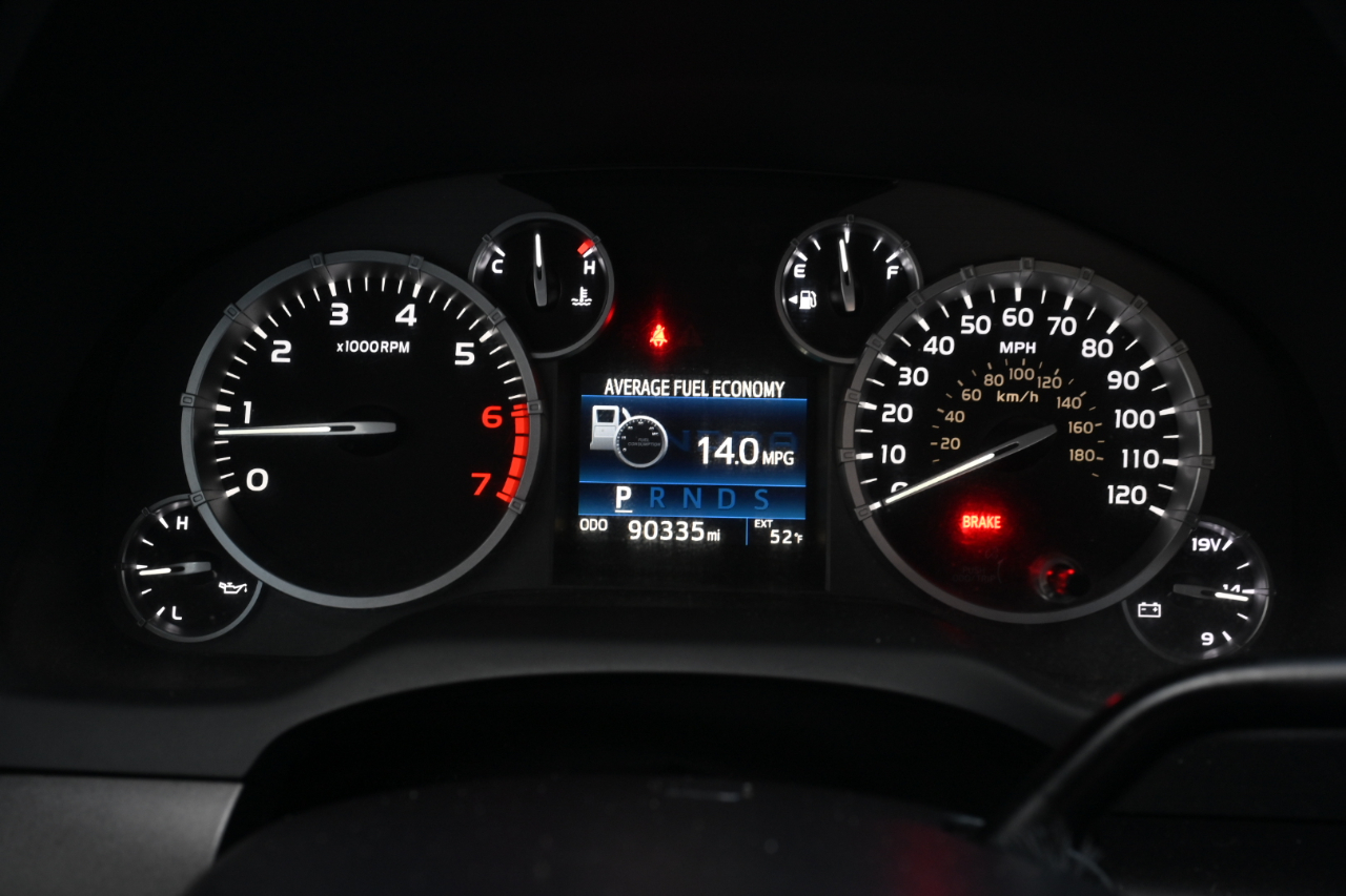 Toyota Tundra 4WD Truck  2015