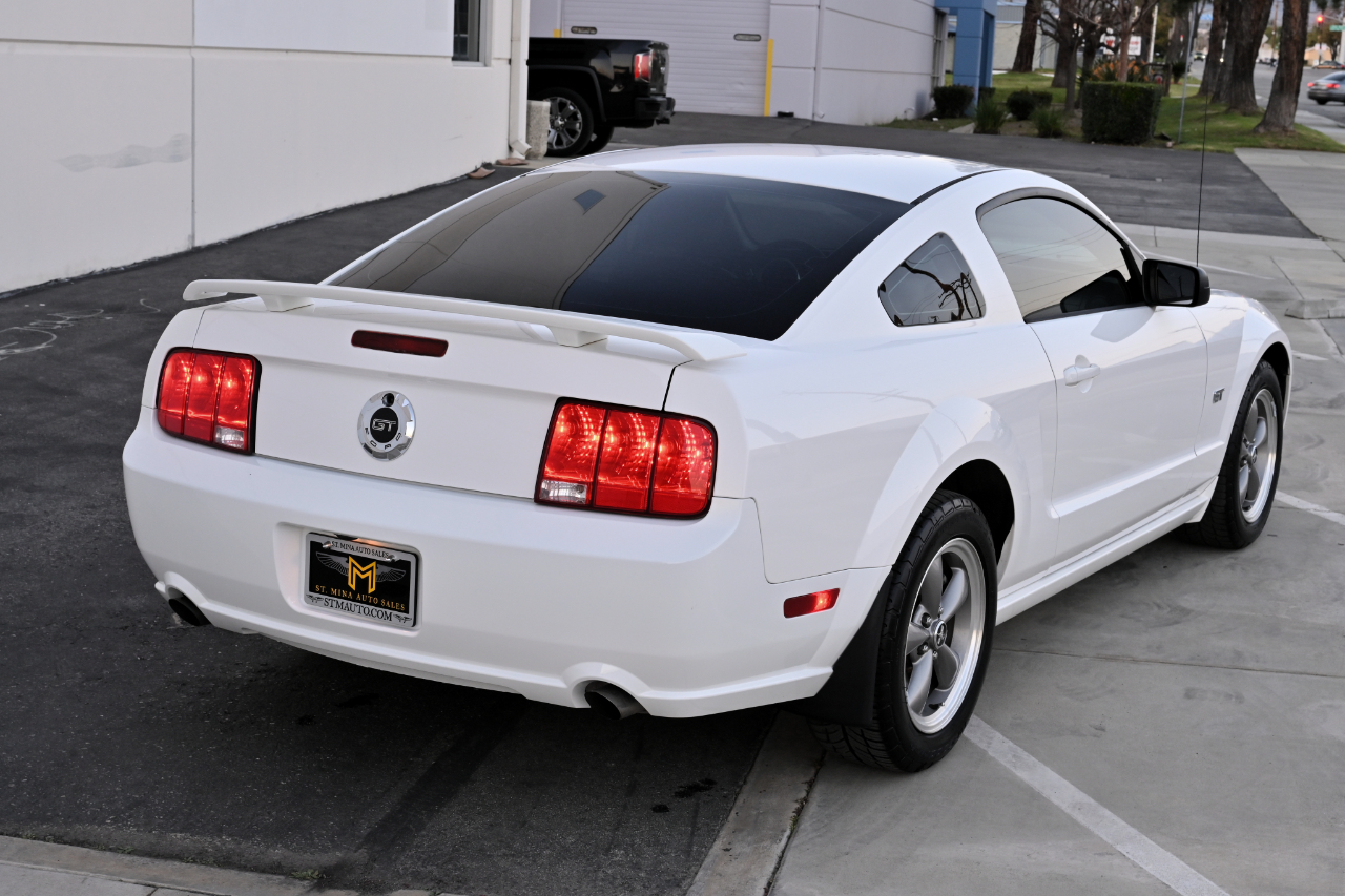Ford Mustang GT Premium Coupe 2006