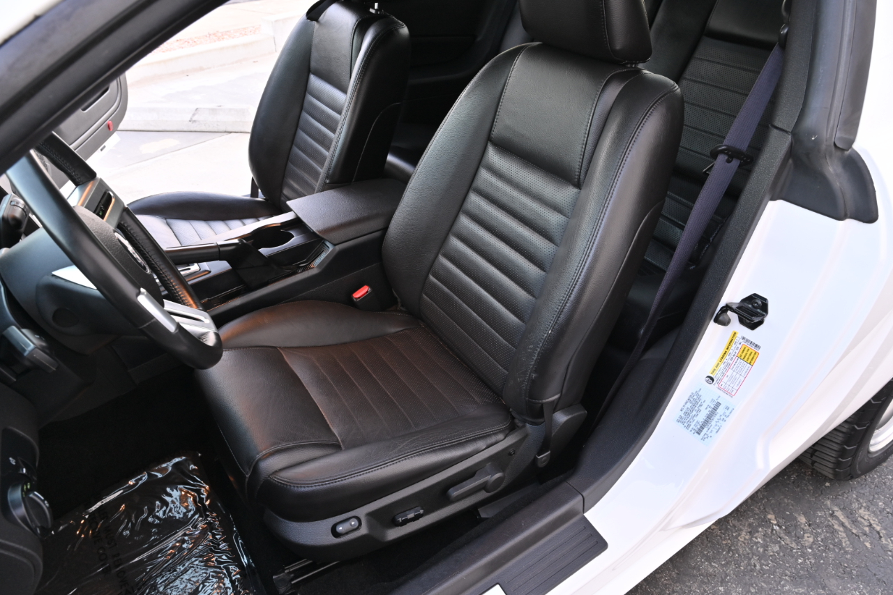 Ford Mustang GT Premium Coupe 2006