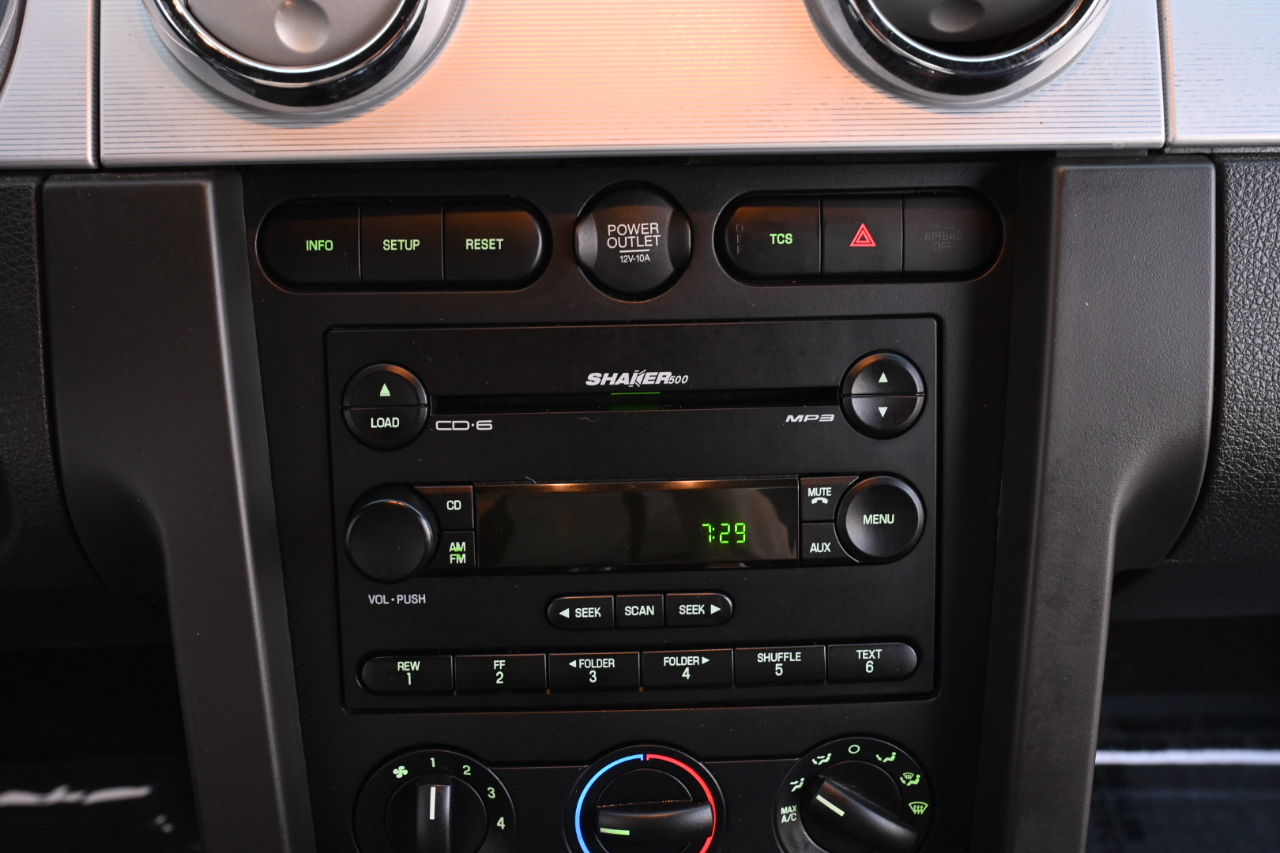 Ford Mustang GT Premium Coupe 2006