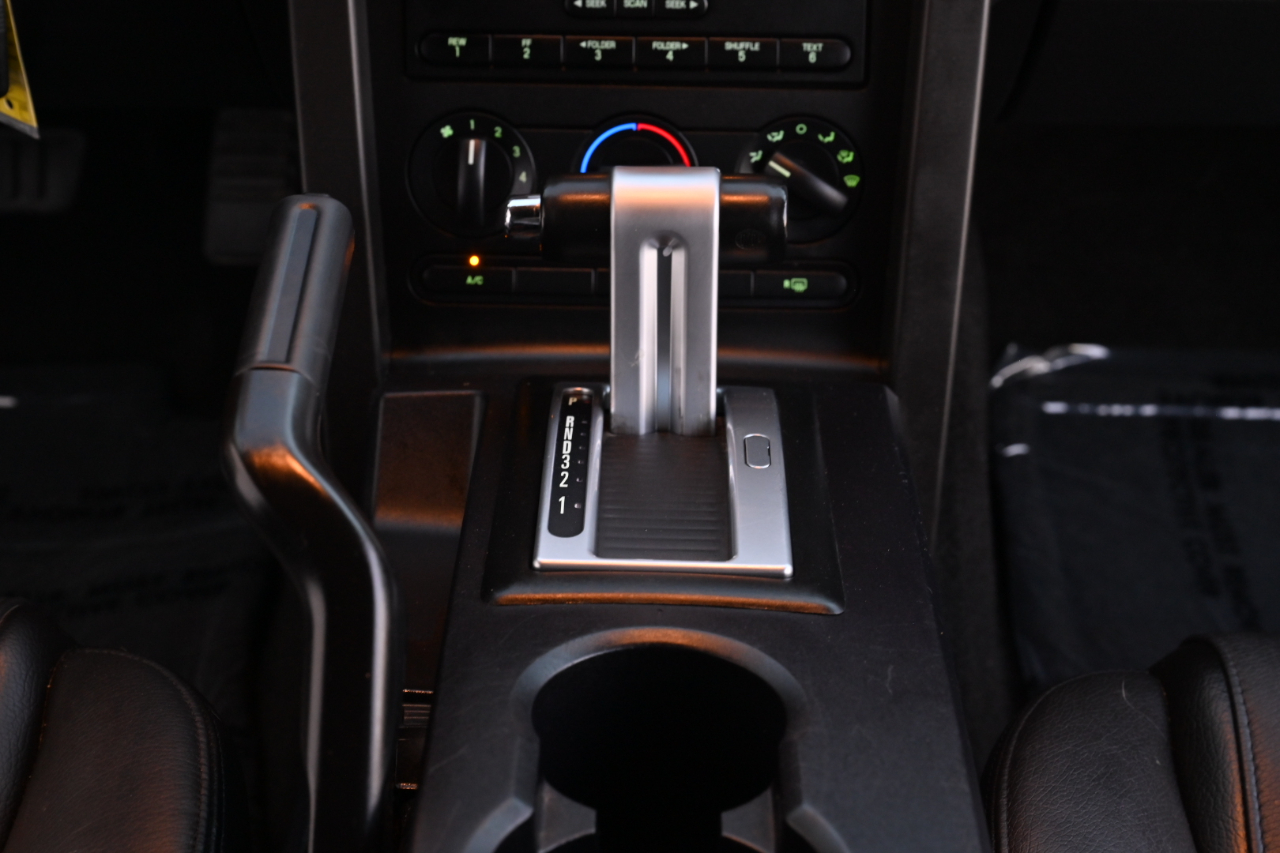 Ford Mustang GT Premium Coupe 2006