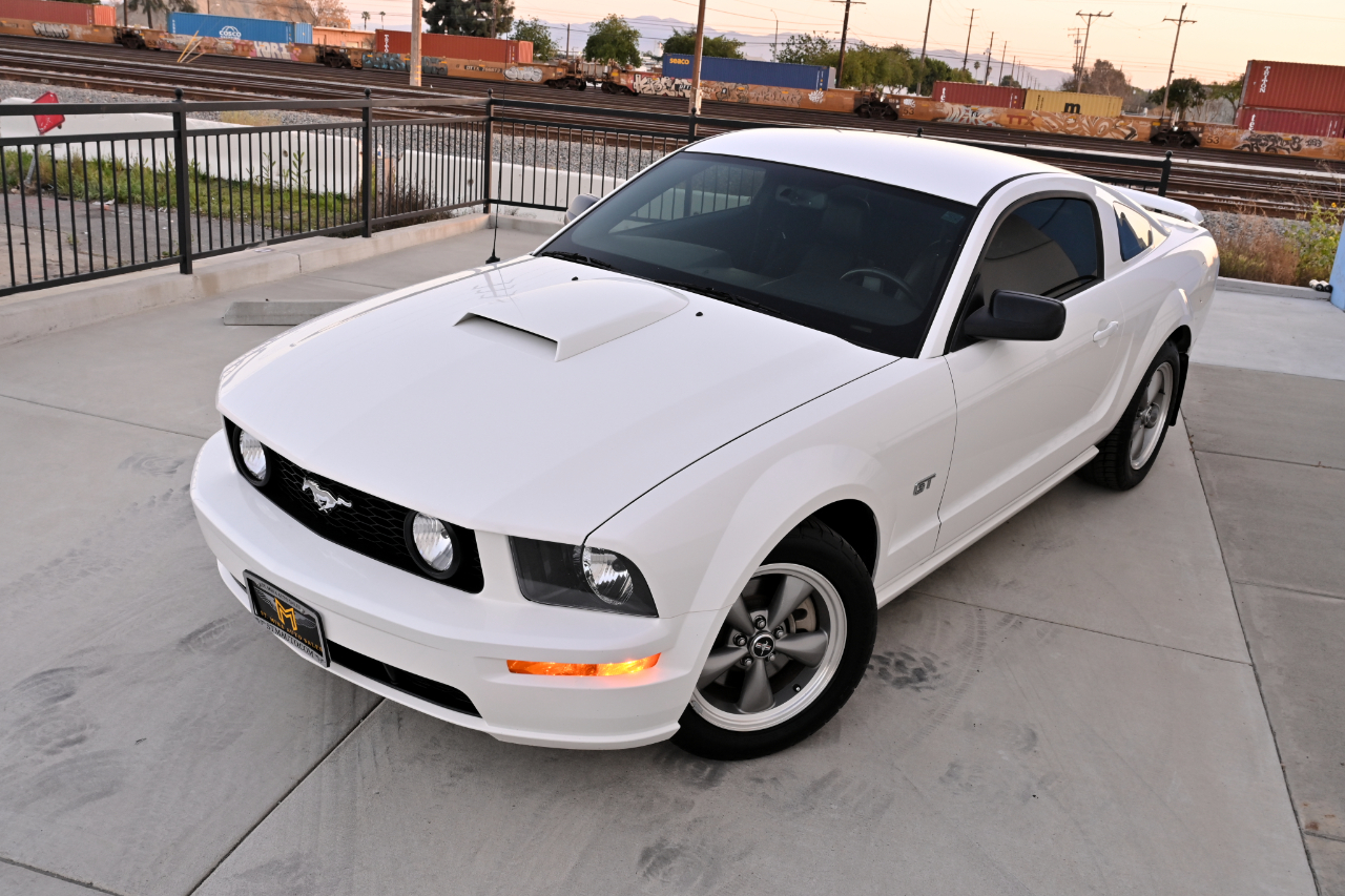 Ford Mustang GT Premium Coupe 2006