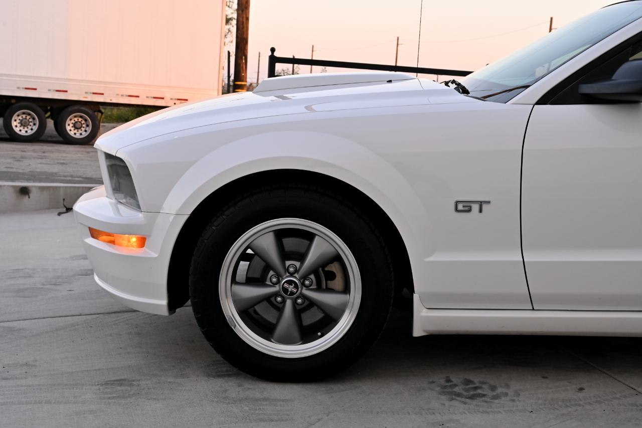Ford Mustang GT Premium Coupe 2006