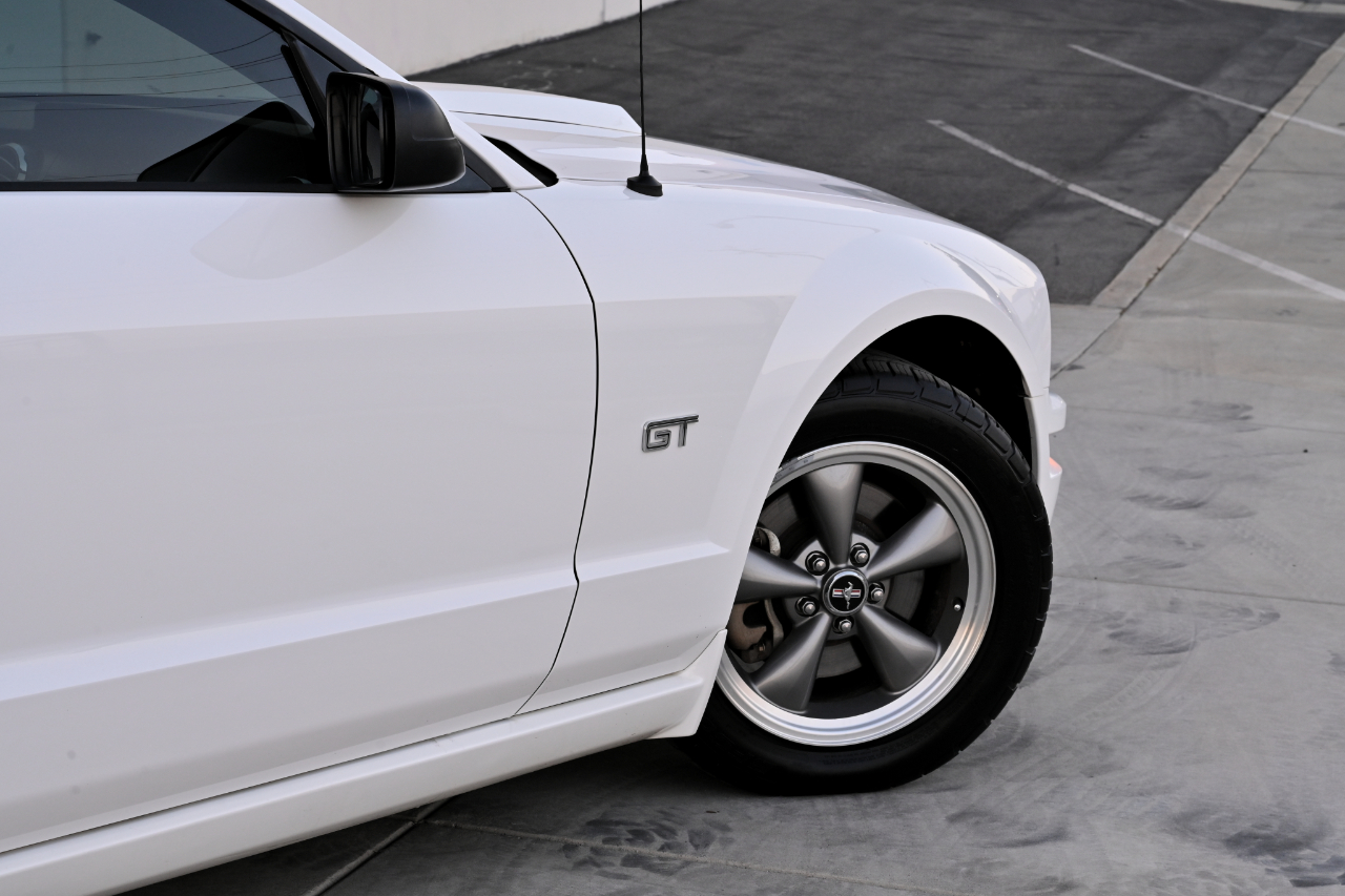 Ford Mustang GT Premium Coupe 2006