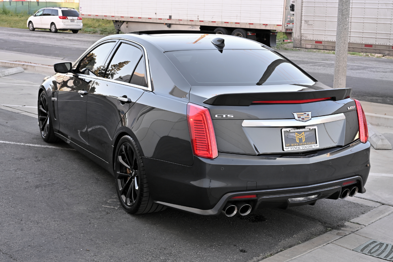 Cadillac CTS-V Sedan  2017