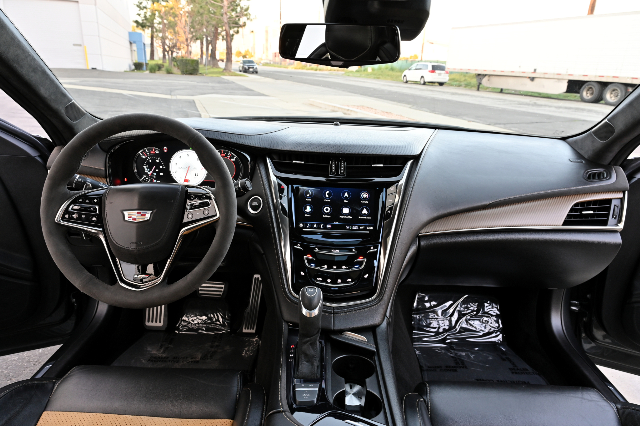 Cadillac CTS-V Sedan  2017