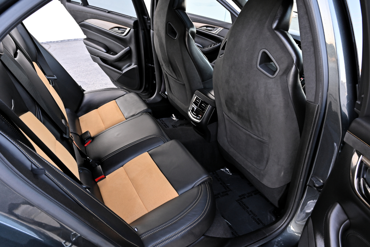 Cadillac CTS-V Sedan  2017