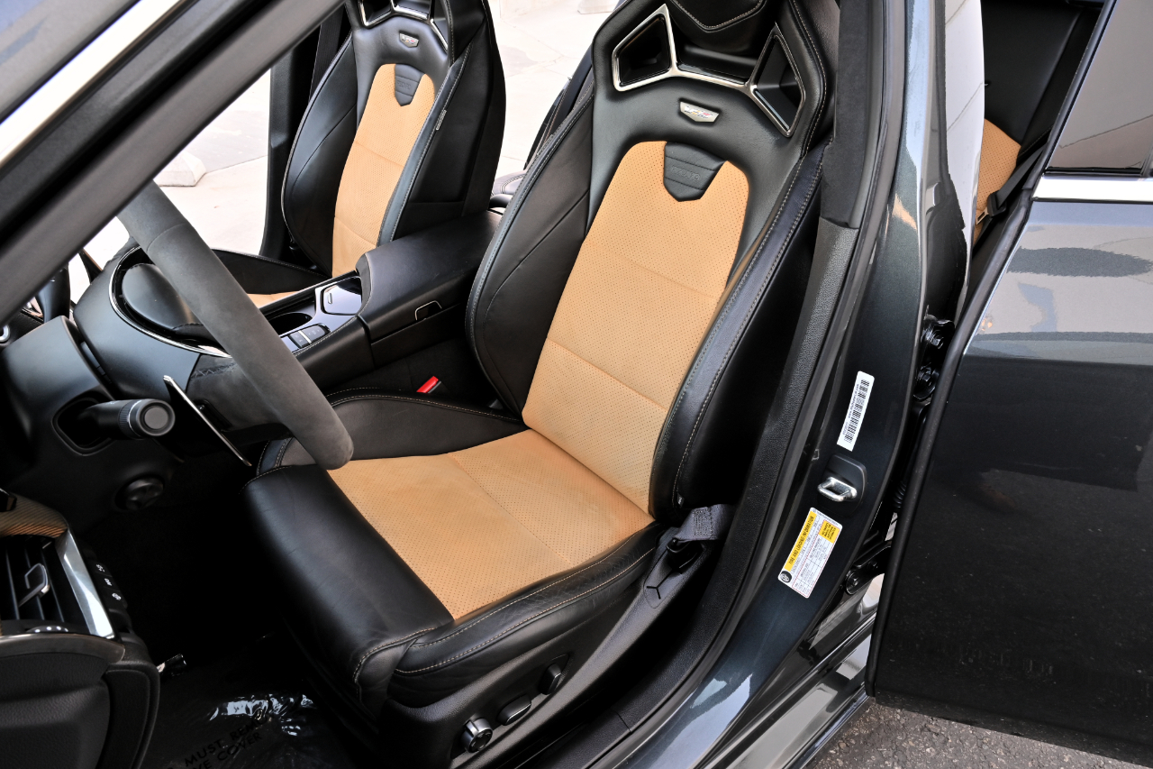 Cadillac CTS-V Sedan  2017