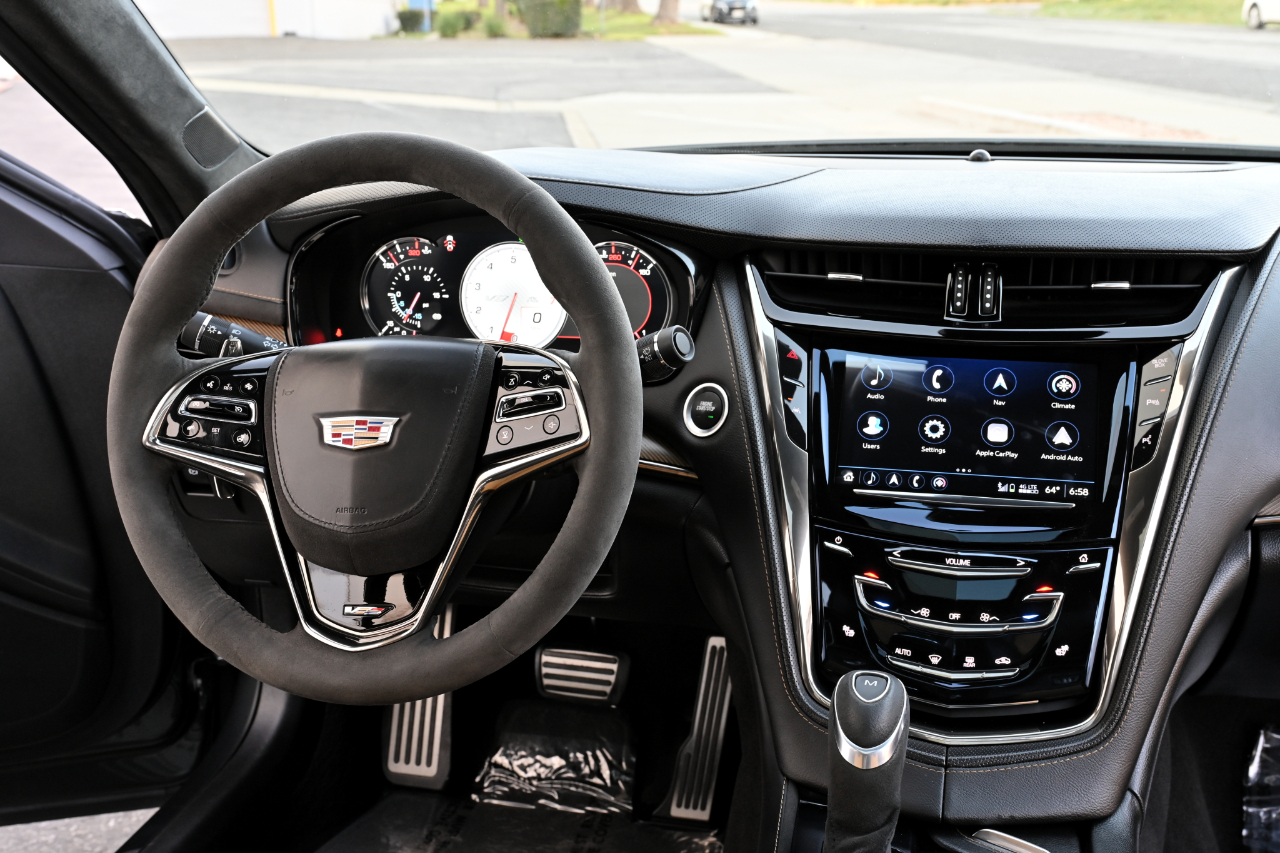 Cadillac CTS-V Sedan  2017