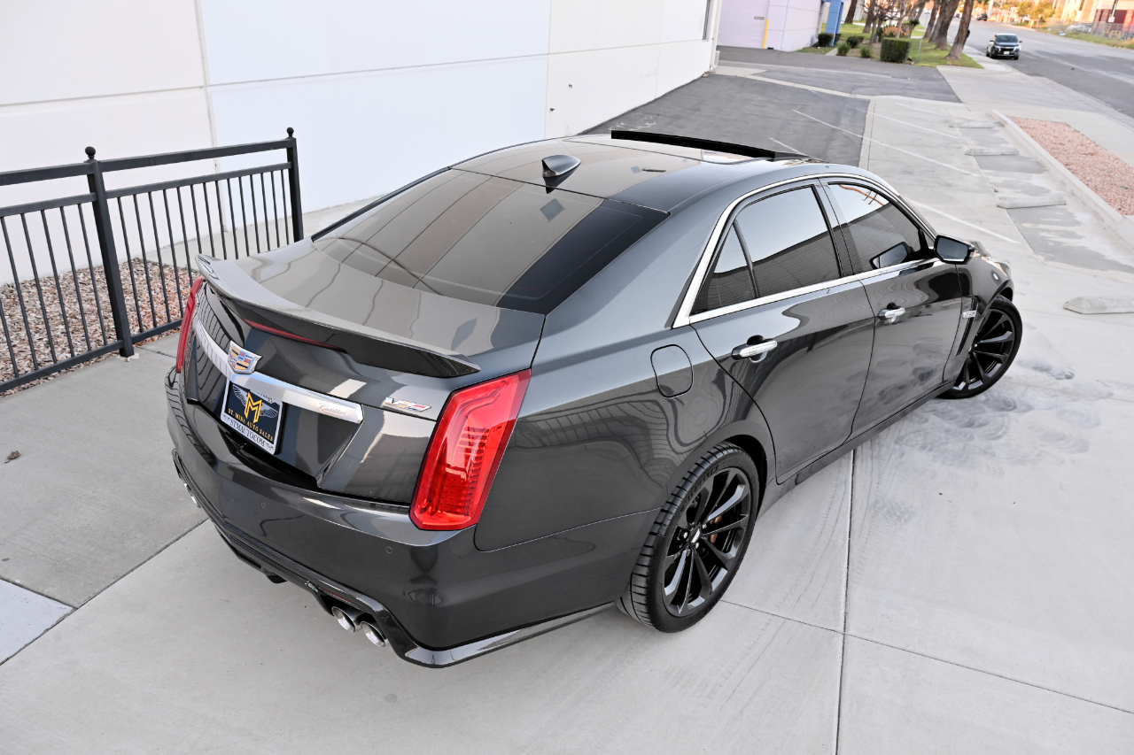Cadillac CTS-V Sedan  2017