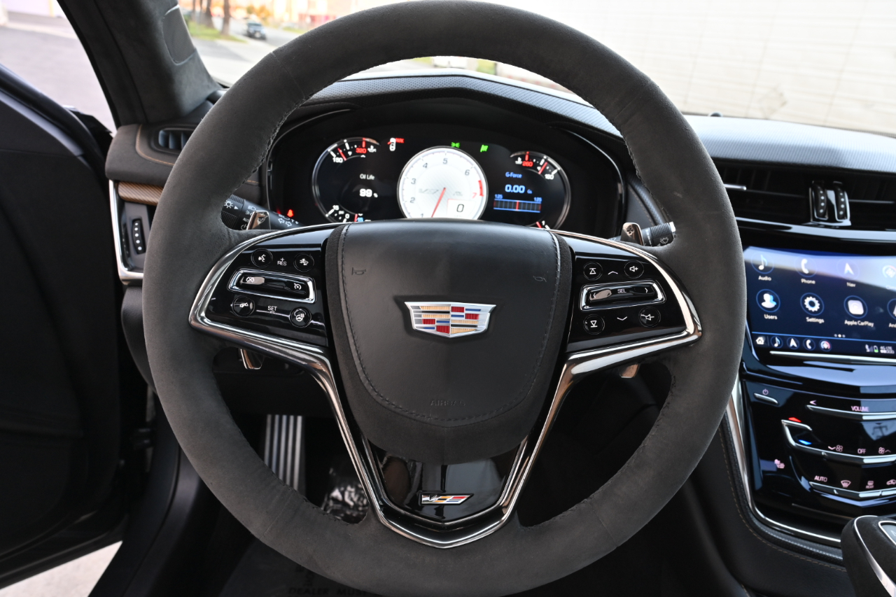 Cadillac CTS-V Sedan  2017