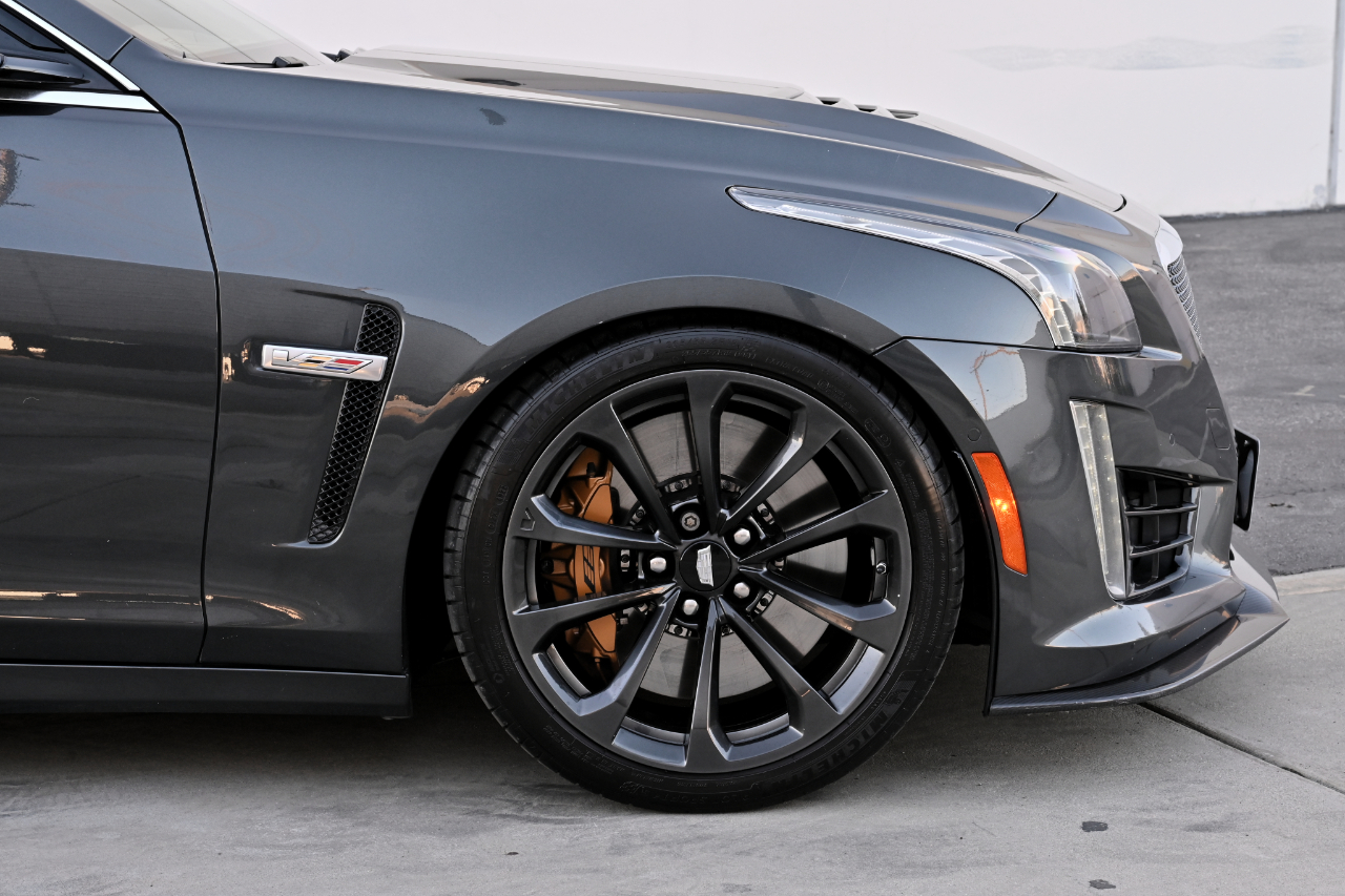 Cadillac CTS-V Sedan  2017