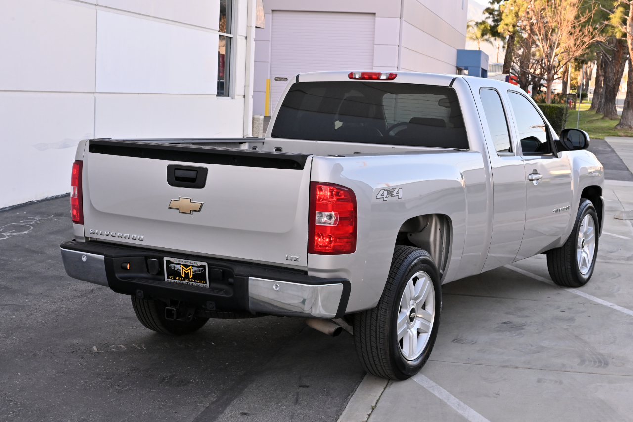 Chevrolet Silverado 1500 4WD Ext Cab 143.5" LTZ 2008