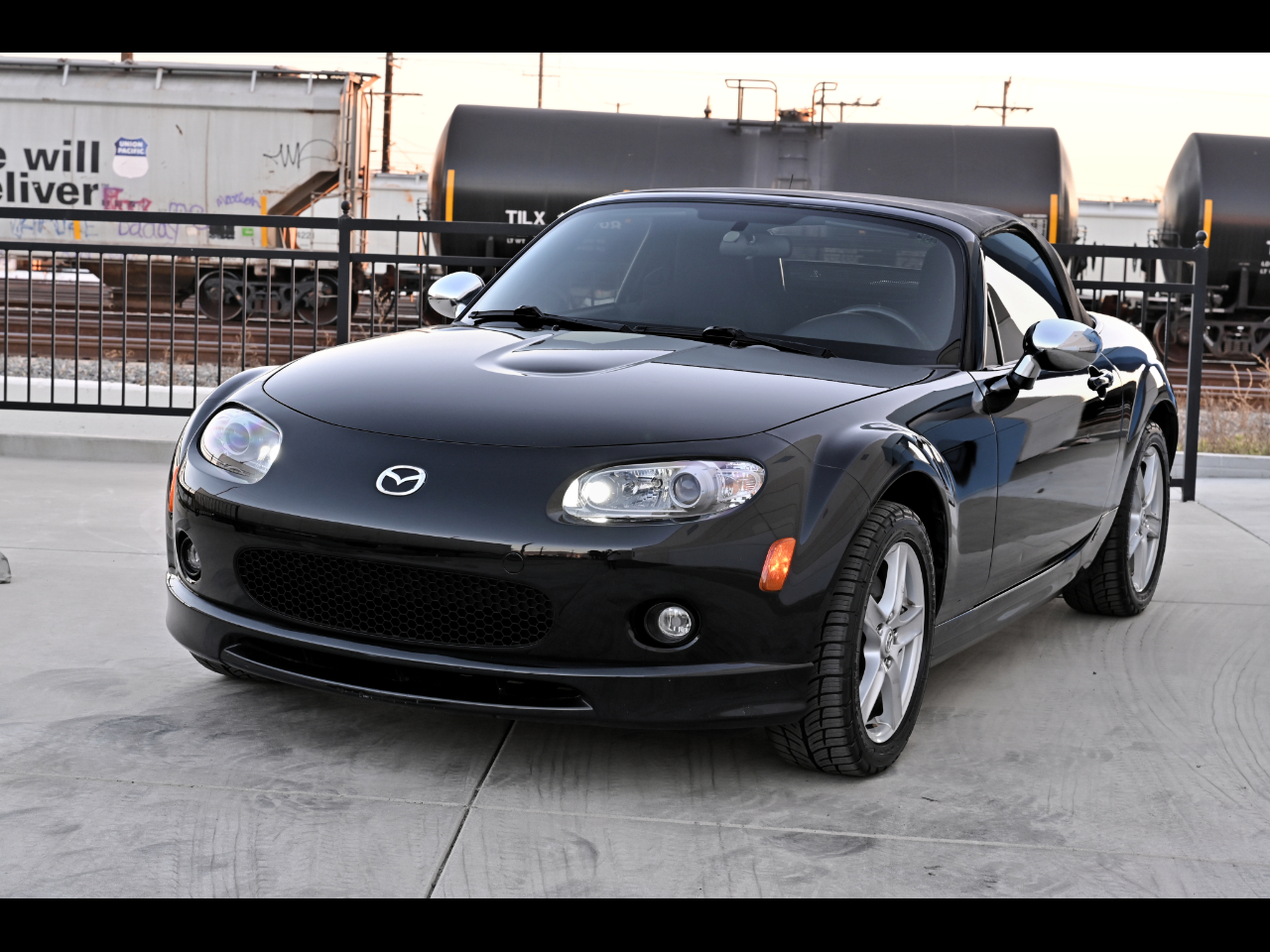 2006 Mazda MX-5 Miata Touring Manual