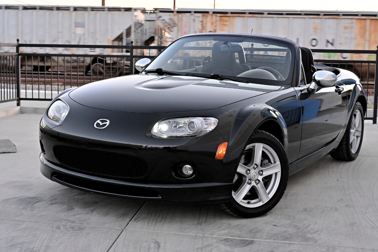 Mazda MX-5 Miata  2006