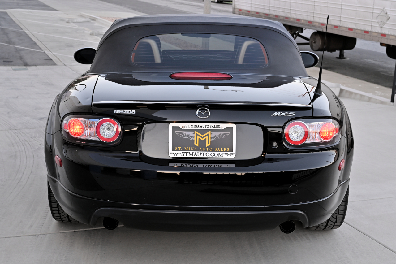 Mazda MX-5 Miata  2006