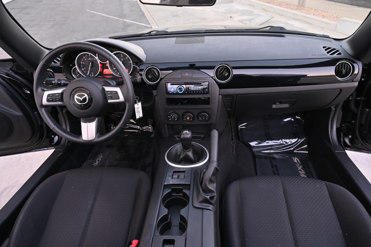 Mazda MX-5 Miata  2006