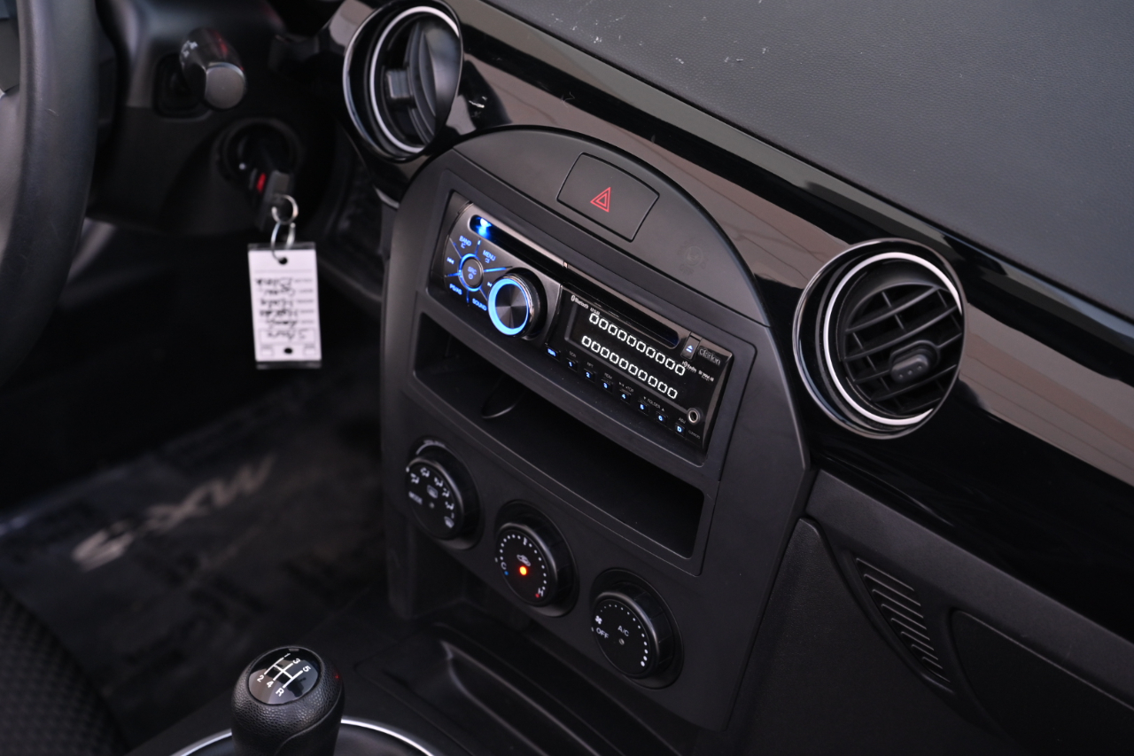 Mazda MX-5 Miata  2006