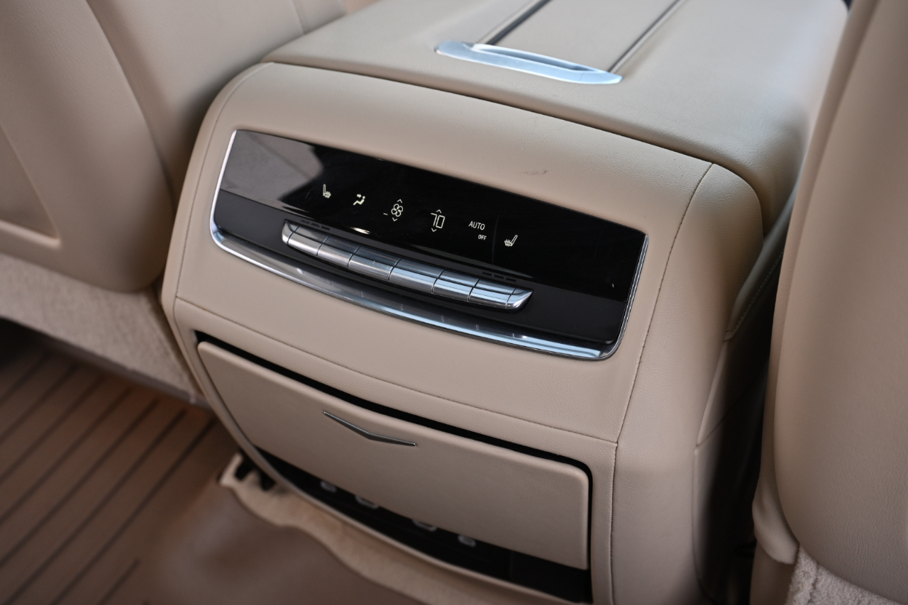 Cadillac Escalade  2021