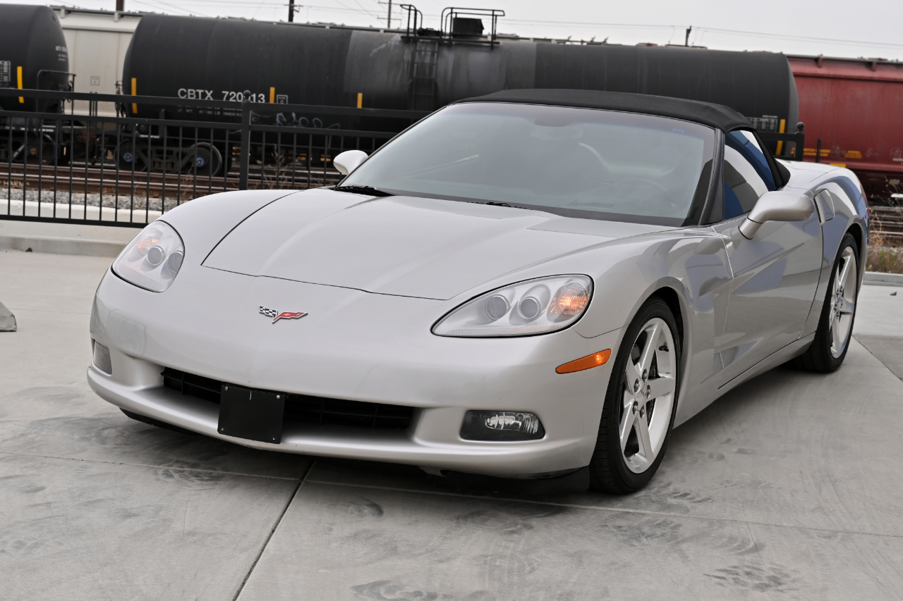 Chevrolet Corvette Convertible 2LT 2005