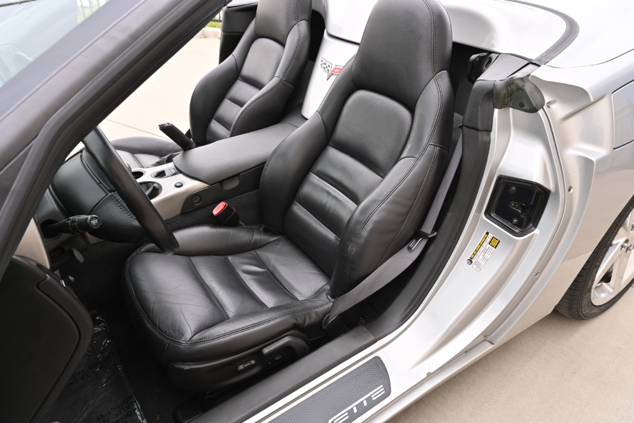 Chevrolet Corvette Convertible 2LT 2005