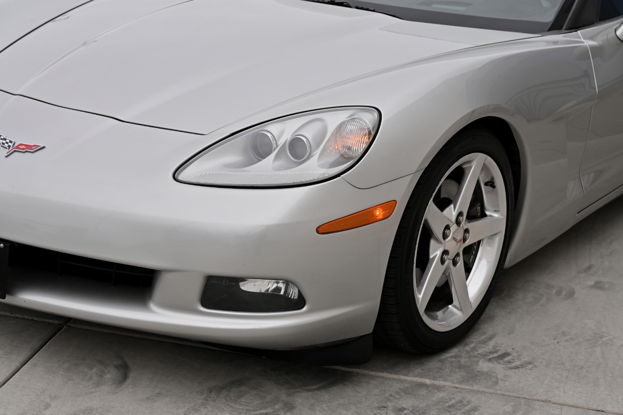 Chevrolet Corvette Convertible 2LT 2005