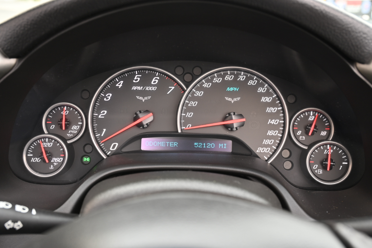 Chevrolet Corvette Convertible 2LT 2005