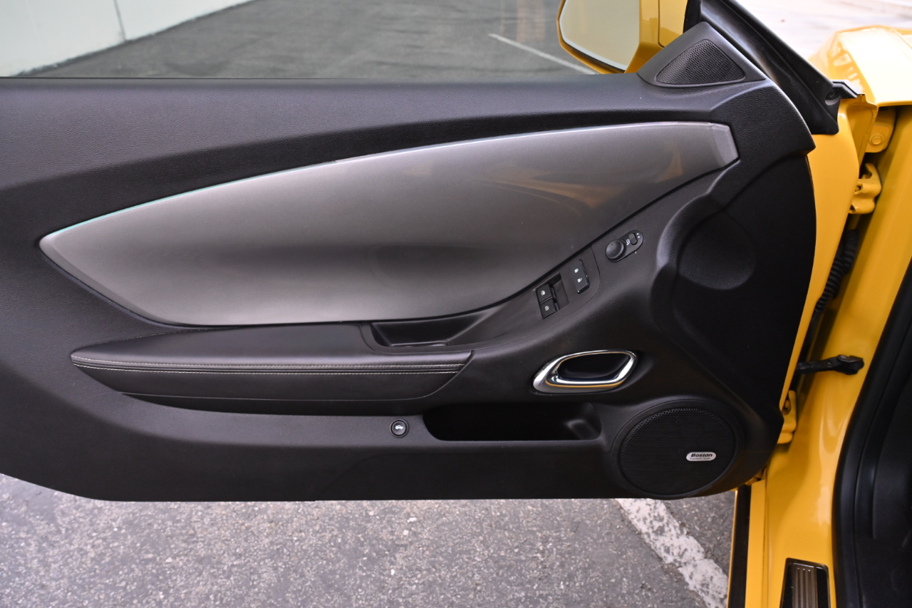 Chevrolet Camaro  2012