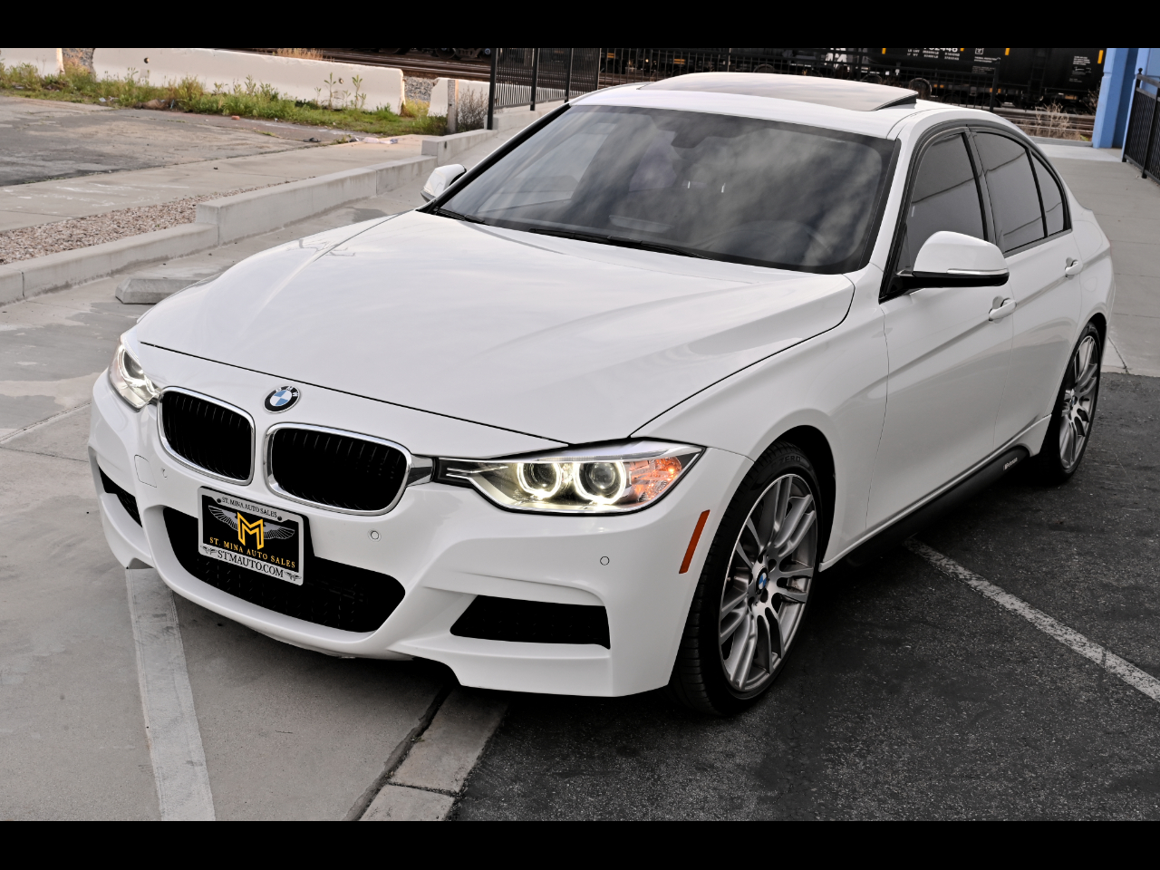2014 BMW 3 Series 335i Sedan RWD