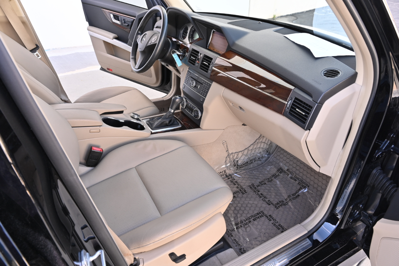 Mercedes-Benz GLK-Class  2012