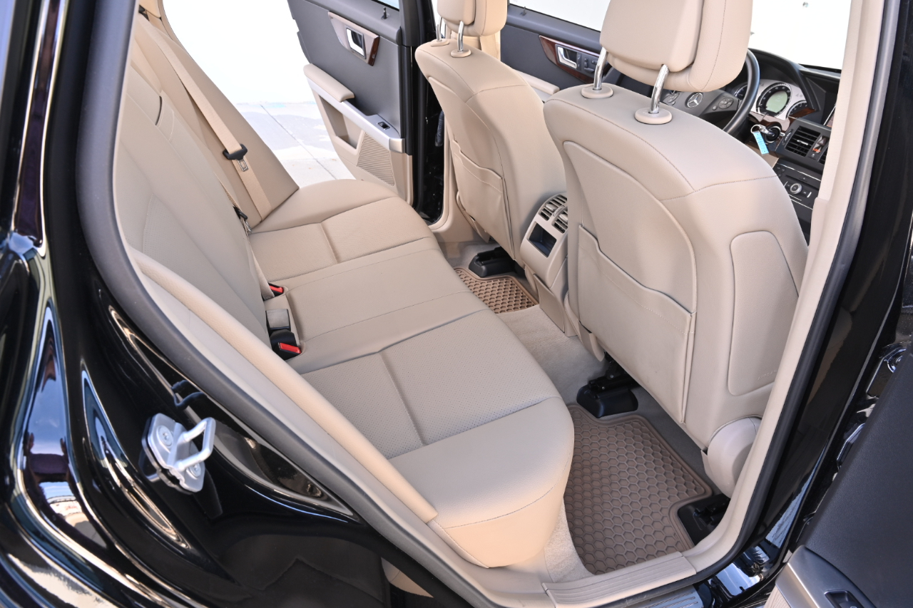 Mercedes-Benz GLK-Class  2012