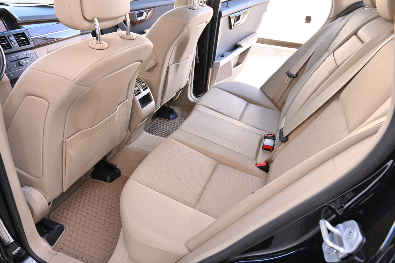 Mercedes-Benz GLK-Class  2012