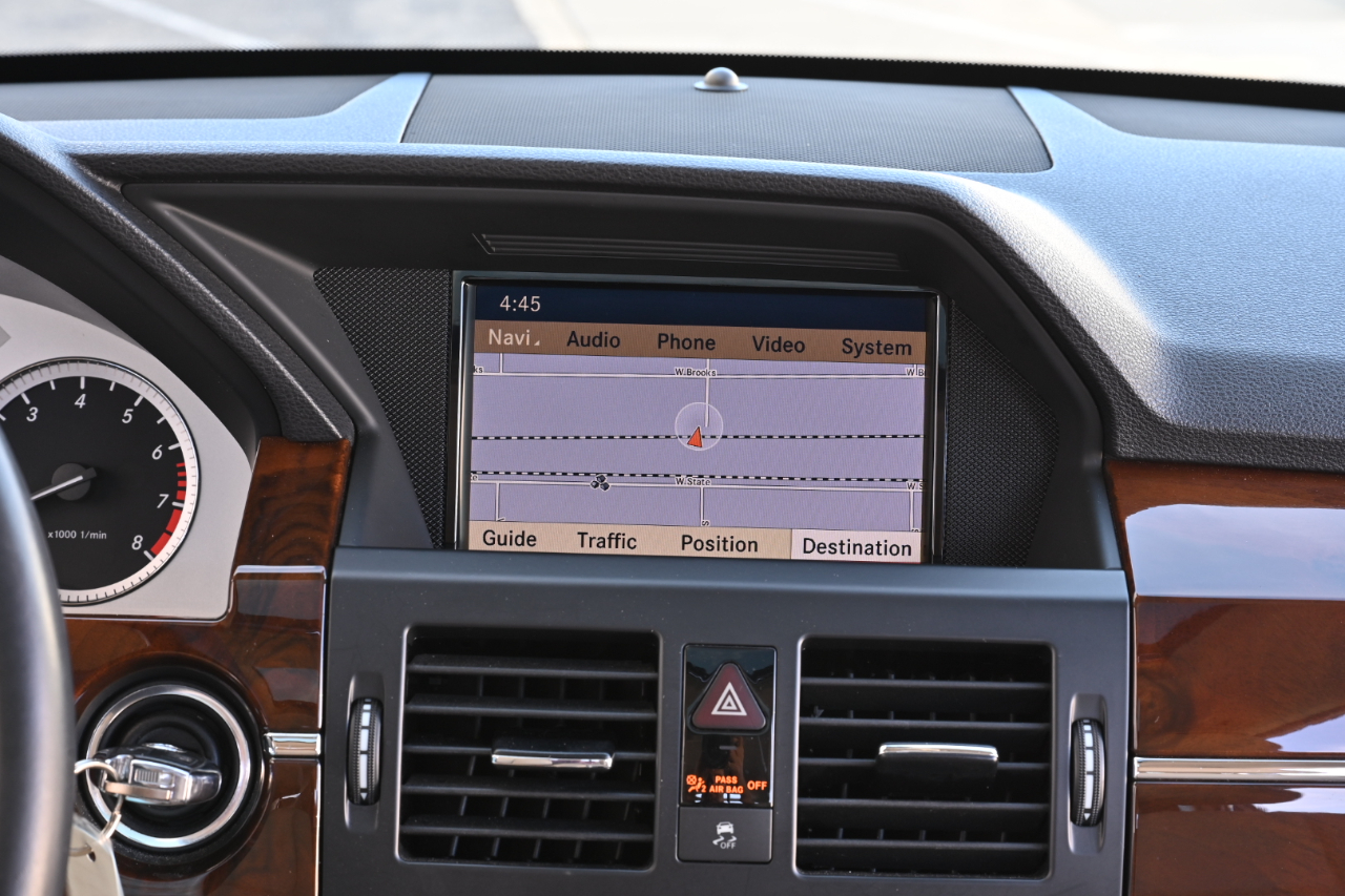 Mercedes-Benz GLK-Class  2012