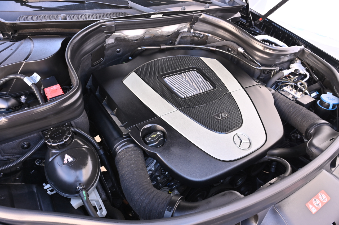 Mercedes-Benz GLK-Class  2012