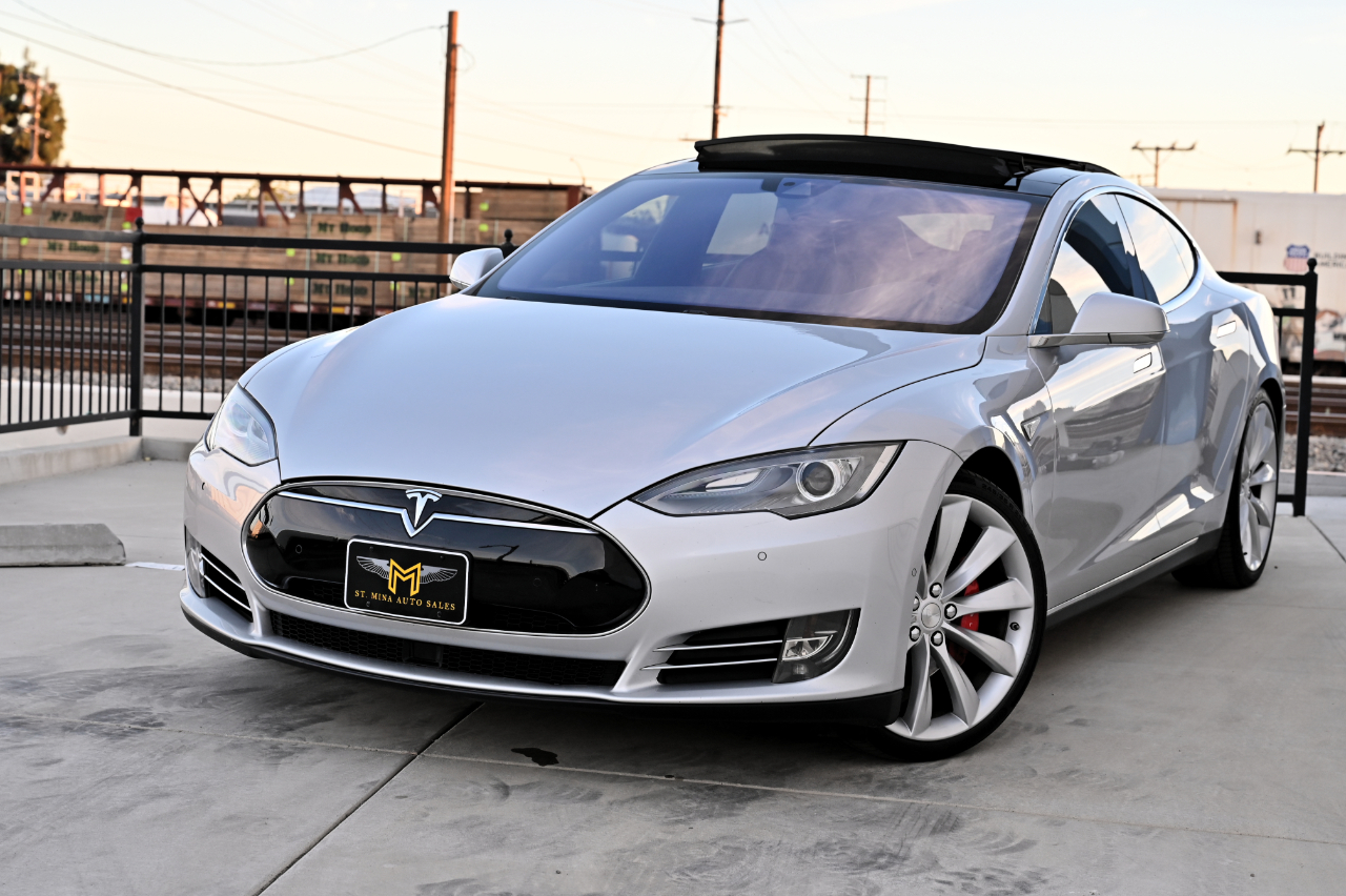 Tesla Model S  2016