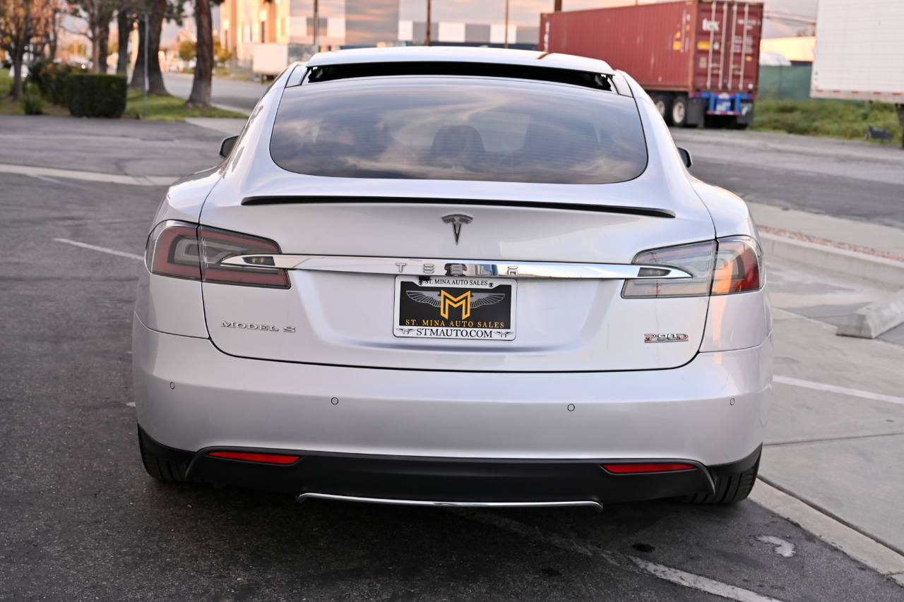Tesla Model S  2016