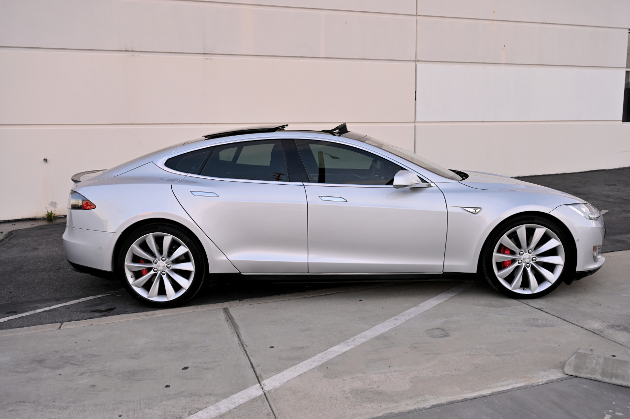 Tesla Model S  2016