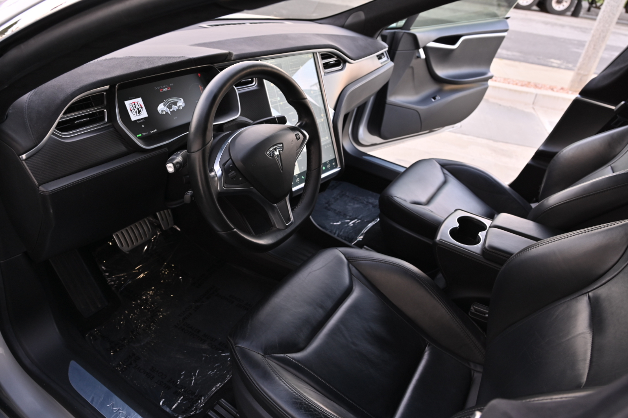 Tesla Model S  2016