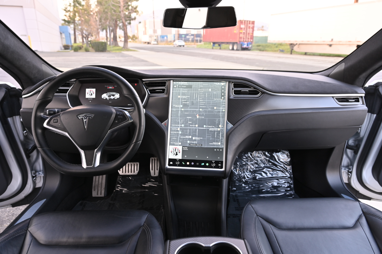 Tesla Model S  2016