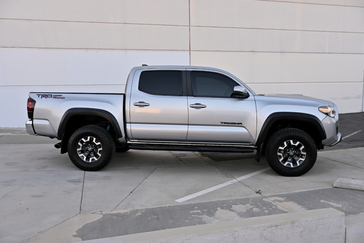 Toyota Tacoma  2018
