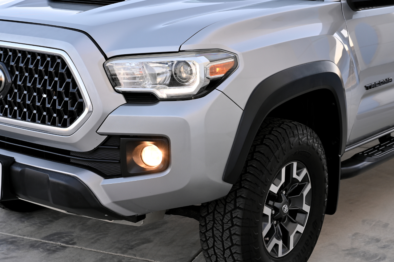 Toyota Tacoma  2018